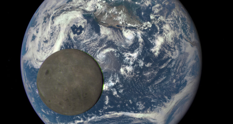 ElUniversal's tweet image. Este 22 de julio será el segundo día más corto de la Tierra desde que hay registros
Este martes 22 de julio será el segundo día más corto de la Tierra desde que comenzó a registrarse su rotación, esto debido a que está girando más rápido, según explican los astrónomos.
La…