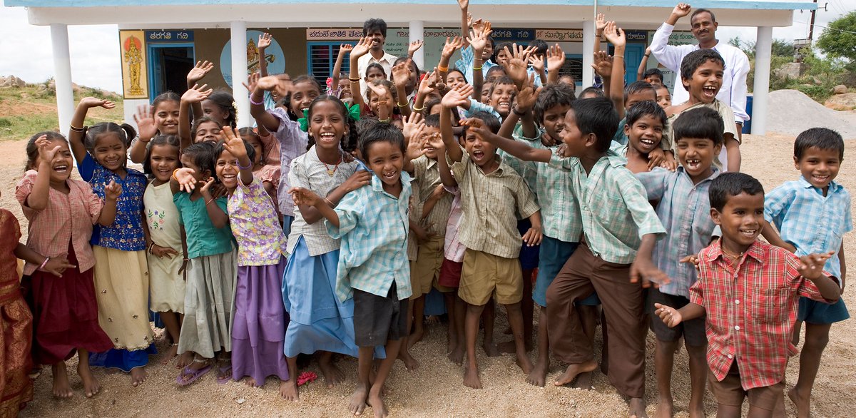 Acción social de #FundaciónPecsa:

🌱 Participación en proyectos de #cooperación al desarrollo
🌱 #Becas a estudiantes de colectivos desfavorecidos
🌱 Colaboración con #ONGs
🌱 Facilitar la incorporación al mundo #laboral de titulados universitarios

pecsa.es/fundacion-pecs…