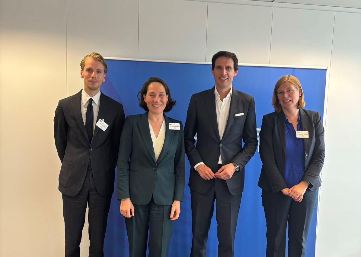 WBHoekstra's tweet image. Good to meet @Monika_Sie again from @Clingendaelorg, an independent think tank and academy for international affairs in The Netherlands. We discussed geopolitics, Europe and future climate developments.