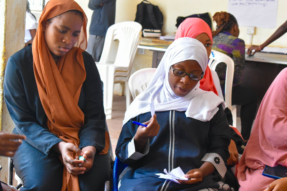 StretchersYouth's tweet photo. On Saturday, under the #MYPOA project funded by @popconnect, we participated in an impactful session organized by our subgrantee USAPWA Organization in Likoni. The activity specifically targeted adolescents and young people, with a focus on raising awareness about HIV/AIDS

#YOWO https://t.co/KijD8BJbNK