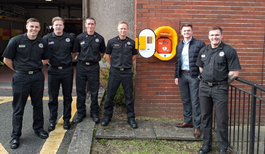 How do AEDs help blue light services save lives? Our blog explains how increased AED access, tough emergency gear and more prepare frontline responders for any situation.

Read here: welmedical.com/news/from-999-…

#AEDs #BlueLight #FirstResponders