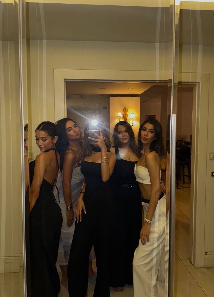 این ماه بهم ثابت کرد 
دخترونه بهم بیشتر خوش میگذره