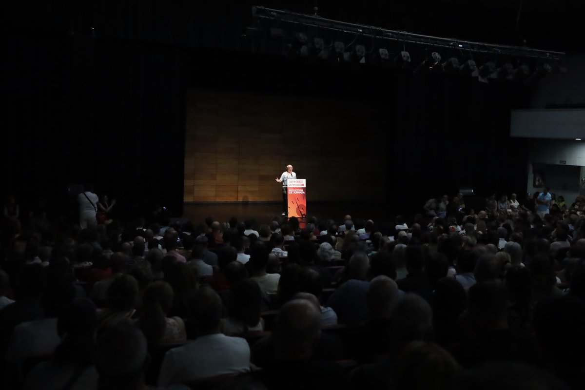 💥 REDUCIR la jornada laboral a 37,5h es MÁS NECESARIO que nunca

❌ No hay motivos para decir que no
❌ Nos hay motivos para aplazar el debate en el Congreso

✊🏼En #UGT sabemos que 2 de cada 3 ciudadanos/as quieren que salga adelante, así que ¡a por ello!

#TrabajarMenosVivirMás