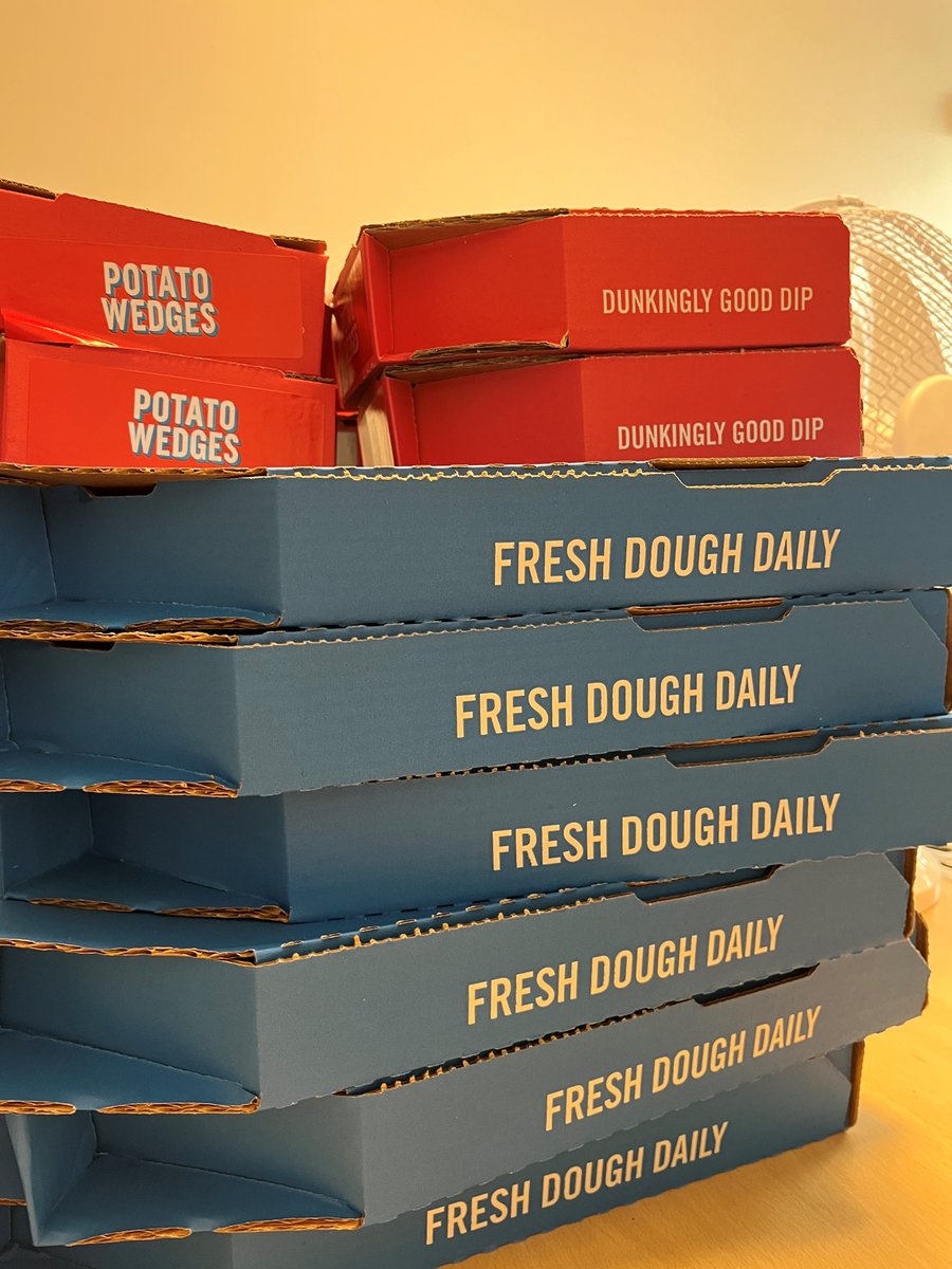 Rainy weeks call for a little extra cheer and what better way to brighten the day than with a pizza lunch for our amazing team! 🍕 

A small thank-you for all their hard work and dedication. The photo doesn’t show it all, but trust us - there was a lot of pizza involved!