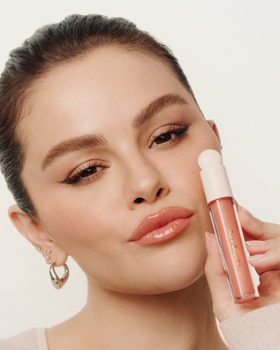 Sephora México (@sephoramx) on Twitter photo ¡Feliz cumpleaños queen <a href="/selenagomez/">Selena Gomez</a>, la mente brillante detrás de <a href="/rarebeauty/">Rare Beauty</a>! 🎉✨
Gracias por regalarnos looks icónicos y por inspirar tanta autenticidad. 💖💄 ¡Feliz cumpleaños queen <a href="/selenagomez/">Selena Gomez</a>, la mente brillante detrás de <a href="/rarebeauty/">Rare Beauty</a>! 🎉✨
Gracias por regalarnos looks icónicos y por inspirar tanta autenticidad. 💖💄