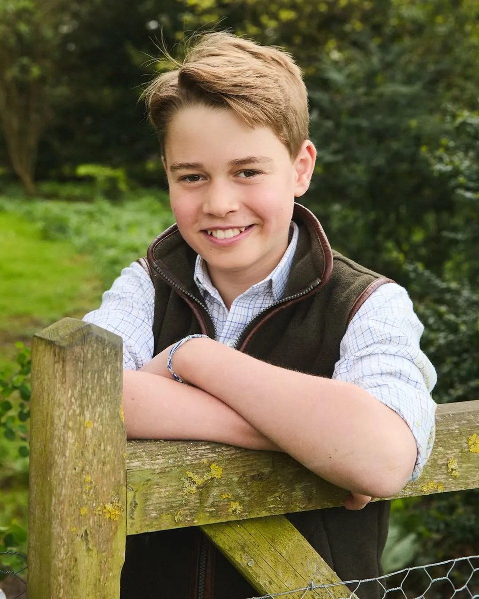 The Prince's and Princess giggle in the gardens of Anmer Hall in sweet video released to mark George's birthday
tatlermagazine.visitlink.me/zEXbkg