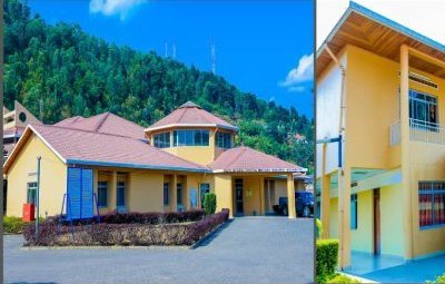 MANDURUKA TIMES (@mandurukatimes) on Twitter photo Witnessed firsthand by <a href="/ICKKabgayi/">Institut Catholique de Kabgayi (ICK)</a> students, <a href="/KibuyeRH/">Kibuye Referral Hospital</a> 's outstanding treatment and support truly made their clinical placements memorable. The hospital’s welcoming environment allowed students to gain invaluable hands-on experience, shaping them into confident future ....more Witnessed firsthand by <a href="/ICKKabgayi/">Institut Catholique de Kabgayi (ICK)</a> students, <a href="/KibuyeRH/">Kibuye Referral Hospital</a> 's outstanding treatment and support truly made their clinical placements memorable. The hospital’s welcoming environment allowed students to gain invaluable hands-on experience, shaping them into confident future ....more