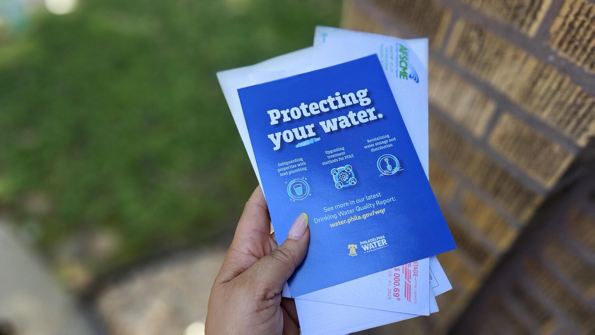 PhillyH2O's tweet image. There are several ways to get access to our new drinking water report:
*Online: water.phila.gov/2024-quality
*Request a copy or translation: 215-685-6300 or email waterquality@phila.gov
*Text for a direct link or get updates: Text WQ to 1-877-454-2862
