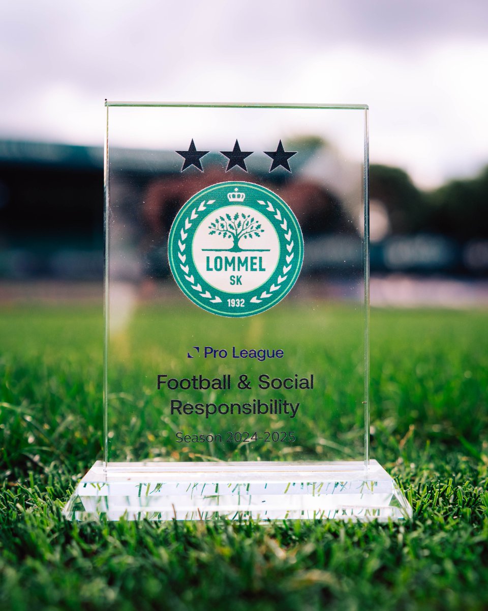 Lommel SK (@lommelskoff) on Twitter photo πππ Drie sterren voor Lommel in the Community!
Voor het tweede jaar op rij ontvangt LSK een drie sterren FSR label van de <a href="/ProLeagueBE/">Pro League</a>! Bovendien heeft Lommel in the Community de op één na beste score van de Challenger Pro League!
β‘οΈ lommelsk.be/nl/nieuws.php?β¦
#OurNature πππ Drie sterren voor Lommel in the Community!
Voor het tweede jaar op rij ontvangt LSK een drie sterren FSR label van de <a href="/ProLeagueBE/">Pro League</a>! Bovendien heeft Lommel in the Community de op één na beste score van de Challenger Pro League!
β‘οΈ lommelsk.be/nl/nieuws.php?β¦
#OurNature