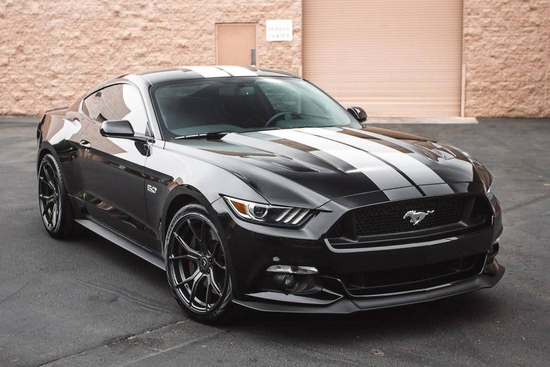 #Mustang <a href="/Ford/">Ford Motor Company</a> <a href="/forditalia/">Ford Italia</a>