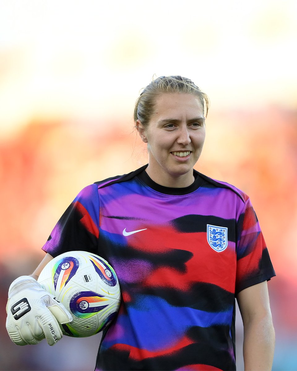 ORLPride's tweet image. Anna and the @Lionesses continue their fight for a title in the @WEURO2025 semifinals ⏩
🏴🆚🇮🇹
3 p.m. ET