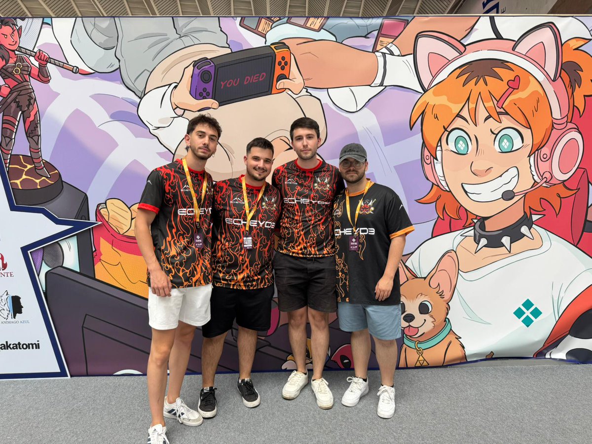 ONI eSports (@oniesports_) on Twitter photo Así estábamos hace nada en la <a href="/TLPTenerife/">TLP Tenerife</a> <a href="/TLPEsports/">TLP Esports</a> ...
¿A quién vemos el siguiente año por aquí? Así estábamos hace nada en la <a href="/TLPTenerife/">TLP Tenerife</a> <a href="/TLPEsports/">TLP Esports</a> ...
¿A quién vemos el siguiente año por aquí?