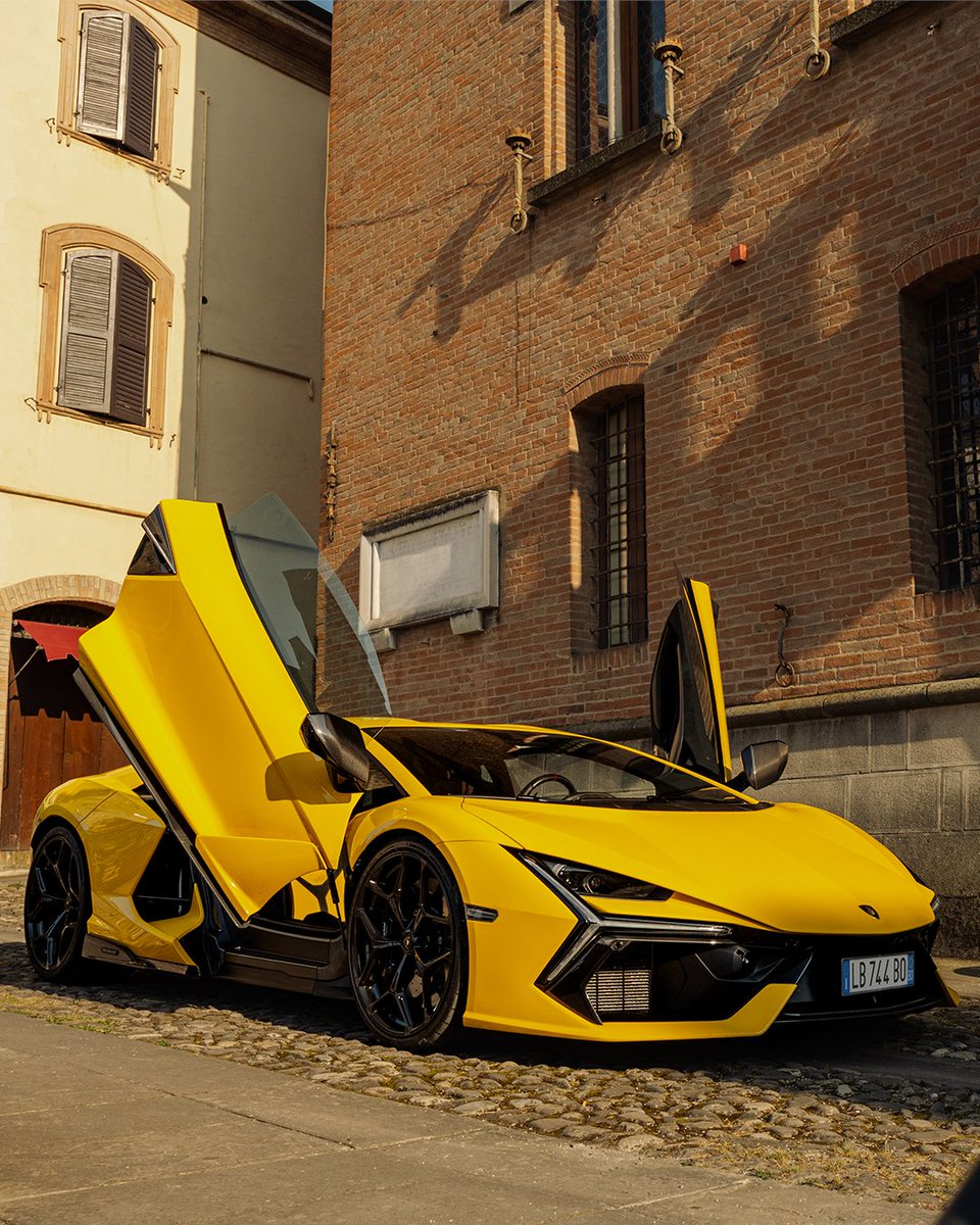 Lamborghini's tweet image. A force of pure speed and design, ready to leave you breathless. The Revuelto-effect is here to stun everyone and transport emotions beyond the limit.