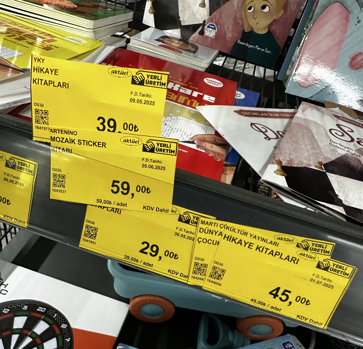 Üç harflilerde fiyat değişimi !! 
Yazık günah!!
Nasıl bir değişim bu ??
<a href="/ticaret/">T.C. Ticaret Bakanlığı</a> 
<a href="/tc_cimer/">Cimer</a>