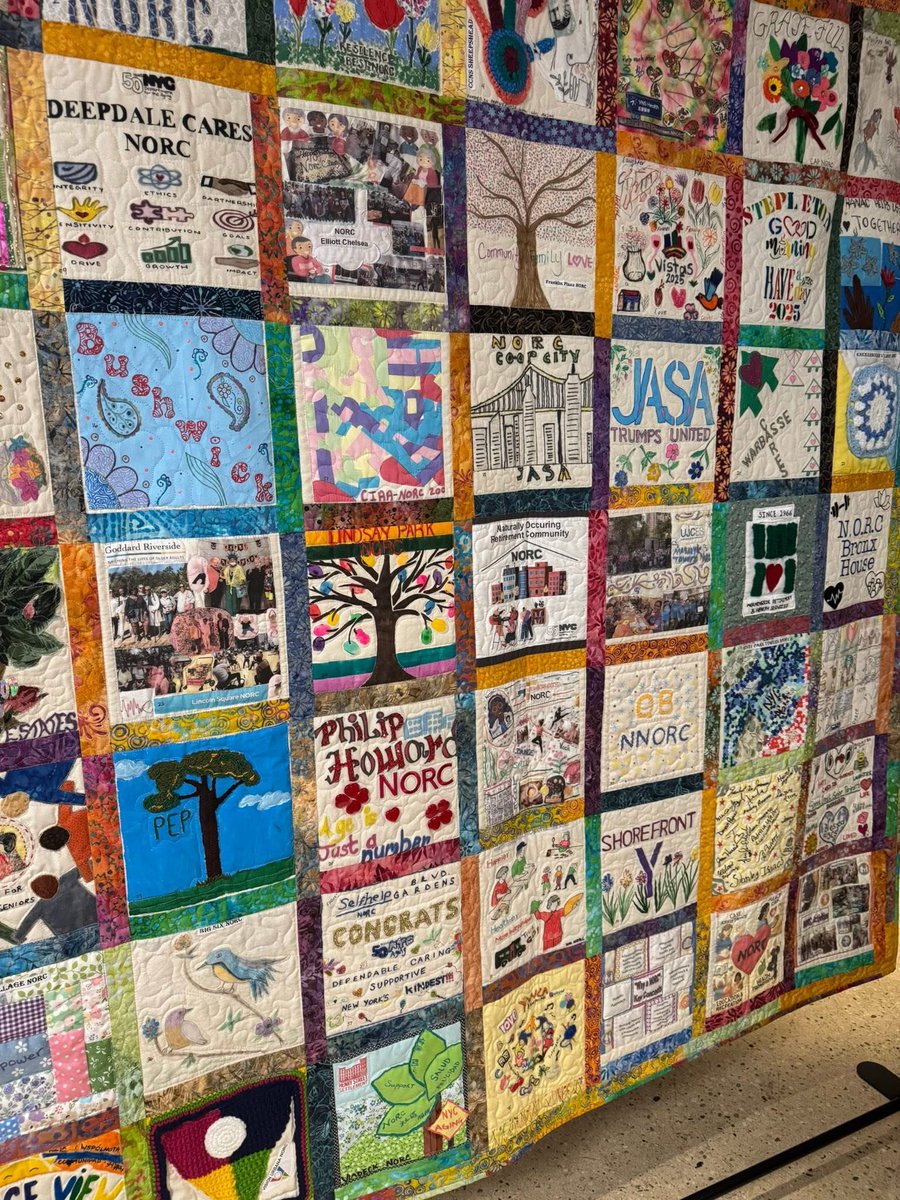galeabrewer's tweet image. @galeabrewer Naturally Occurring Retirement Communitues Quilt Unveiling at Penn South on July 17 2025! Beautiful quilt made in collaboration with Harlem Meedle Arts! Every NORC has its own block on the quilt. The NYC Deot foy the Aging sponsored the event. NORCs will be 50 years…
