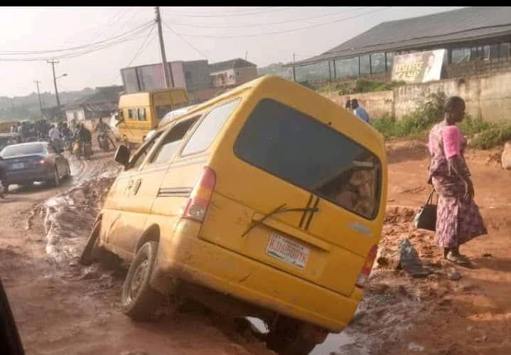phemmo4real's tweet photo. What is happening in Ogun State Sango-Ifo,Oju ore and all other roads in the state. How are pple in that axis coping with all the bad roads?Ogun State government should do something abt the roads.@DapoAbiodunCON pls help.Those roads are death trap.if na only road you do sir. https://t.co/GnVoriaKQ0
