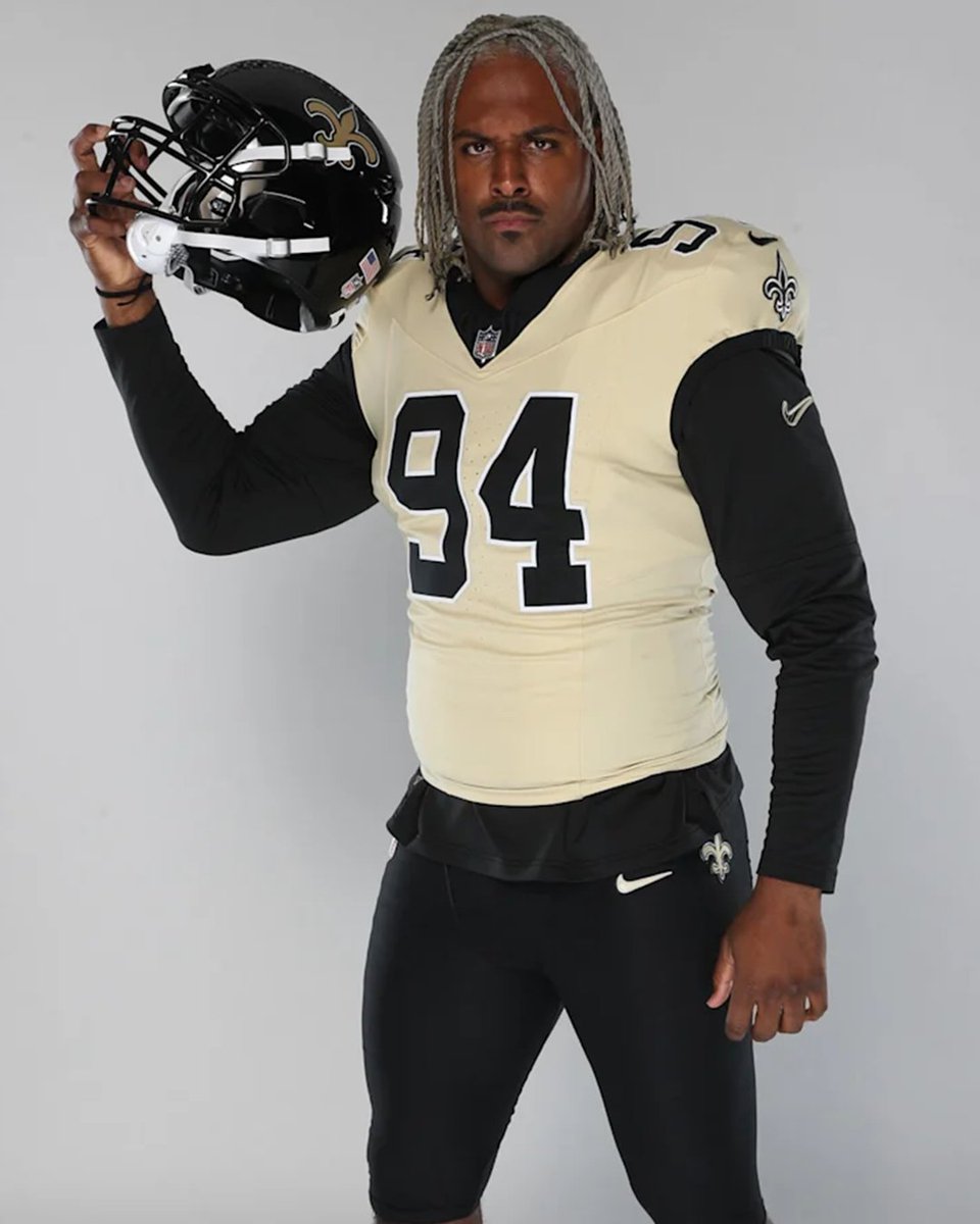 NFLonPrime's tweet image. The Saints introduce new gold unis for 2025! 鈿滐笍
(via @Saints)