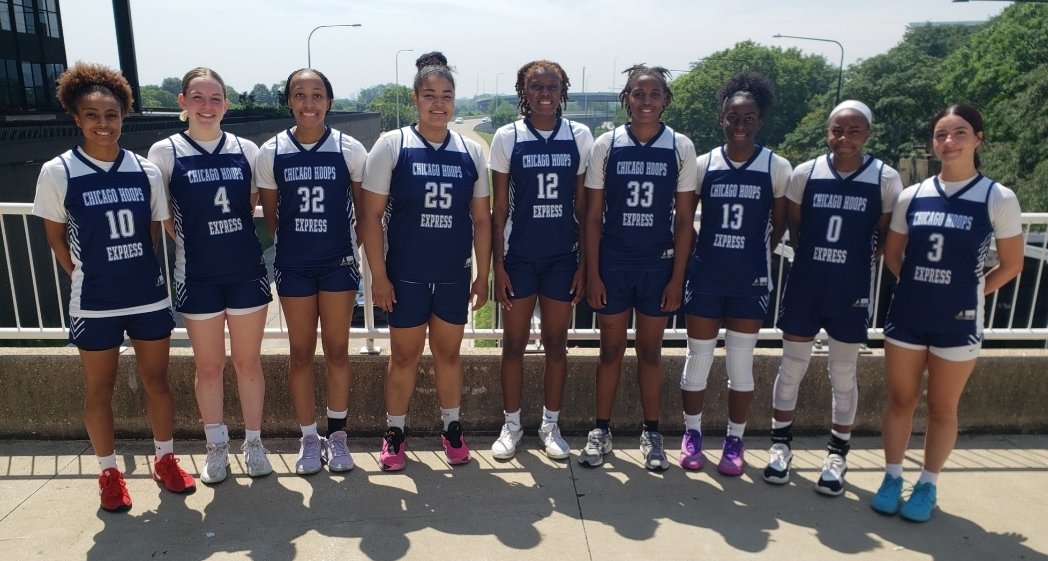 Our 17U's won their Blue Star League Division Championship for spring / summer 2025 and also won the Blue Star Nationals Championship this past weekend at McCormick Place(Chicago) 🏀