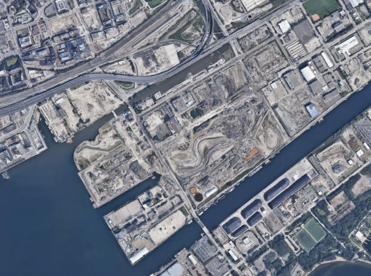 RM_Transit's tweet image. So much of life in Toronto is constantly waiting for Google Maps Updates. . .