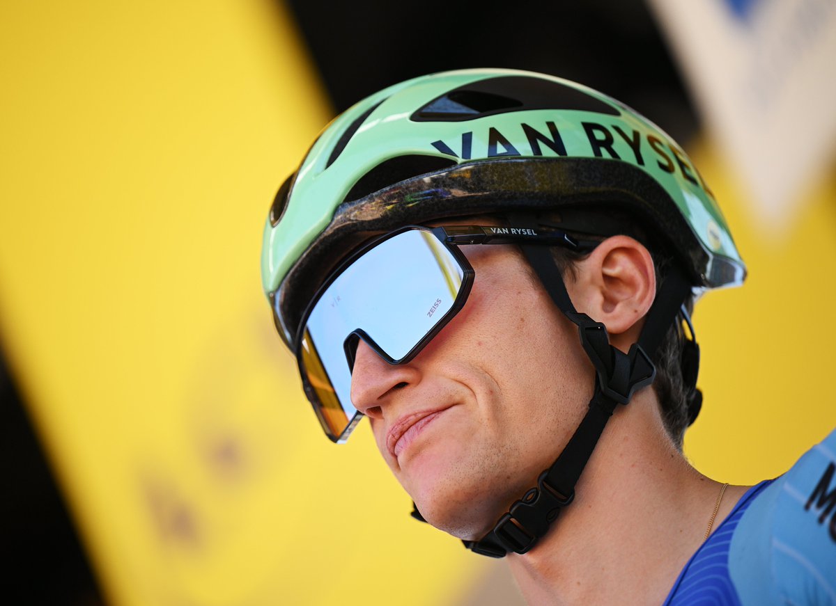 decathlonAG2RLM's tweet image. 🇫🇷@LeTour
Felix Gall n'a pas pu suivre les premiers mais a bien géré son effort. 17ème de l'étape et 7ème au général.
Felix Gall couldn't follow the podium contenders but paced his effort. 17th of the stage and still 7th overall.
#DECATHLONAG2RLAMONDIALETEAM - © Getty…