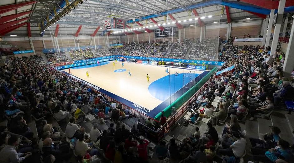 🚨 Sí, está pasando… Superamos el límite de abonados para la temporada 2025-26. 

⁉️Y ante esta espectacular situación, qué vamos a hacer⁉️

👉🏻 Incrementar el número de plazas ofertadas para nuevos abonados.
👉🏻 El plazo se mantendrá abierto hasta el 20 de Agosto.
👉🏻 Regalos,