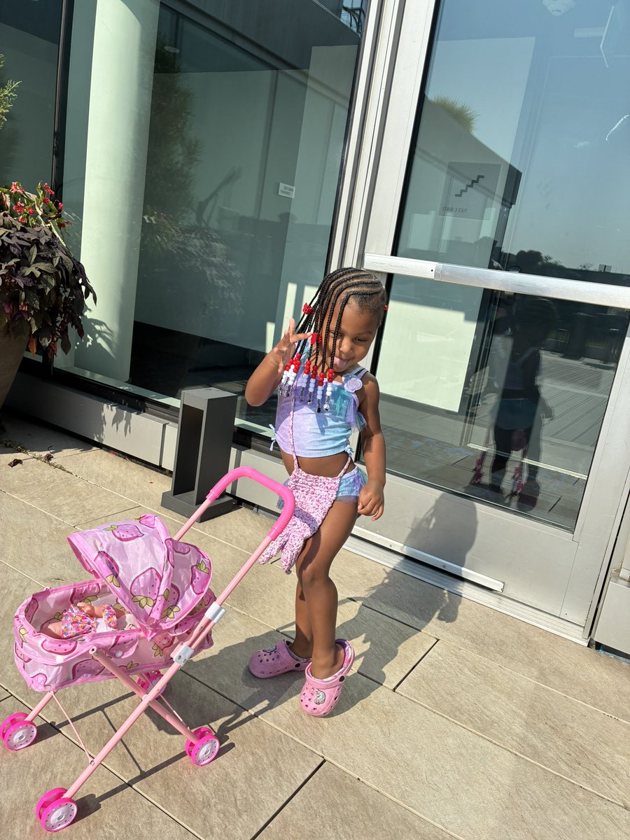 zaabmovin's tweet photo. You know Daddy luv you gurl ❤️ #goodlife #khozn #daddygirl https://t.co/fFdteg14fD