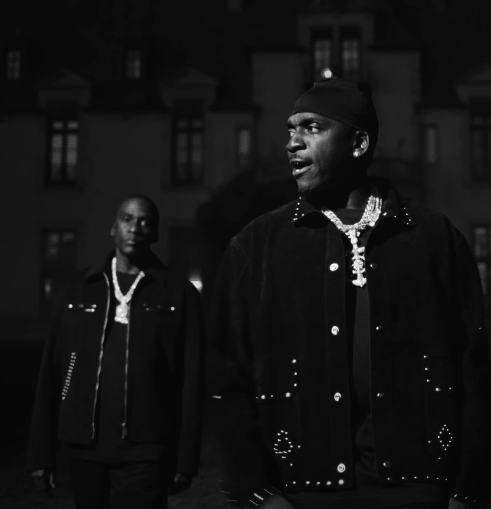 Z (@brianzisook) on Twitter photo Clipse dropped the video for “So Be It” on June 17. But the song didn’t hit DSPs until after they released their new album on 7/11.
That was not their original plan.
To get the backstory, I spoke with @Clipse’s manager <a href="/StevenVictor/">Steven-San Victor</a>.
It turns out Swizz Beatz saved the day 🧵 Clipse dropped the video for “So Be It” on June 17. But the song didn’t hit DSPs until after they released their new album on 7/11.
That was not their original plan.
To get the backstory, I spoke with @Clipse’s manager <a href="/StevenVictor/">Steven-San Victor</a>.
It turns out Swizz Beatz saved the day 🧵