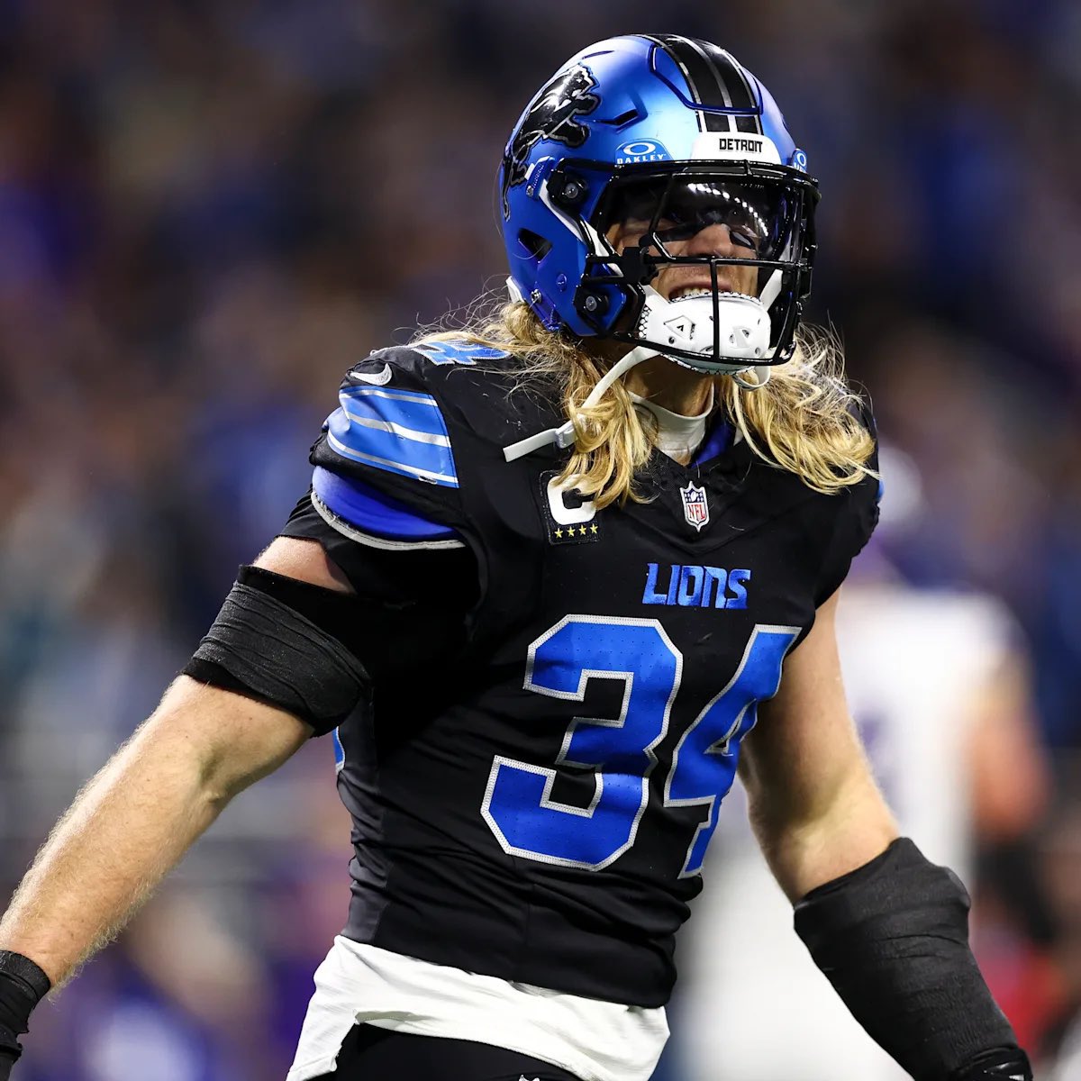 officialctpod's tweet image. Alex Anzalone on his contract situation with the Detroit Lions and asked if he feels UNDERPAID, per @DetroitPodcast
“YEAH… This is a weird situation… I want to RETIRE a Lion. I want that opportunity.”
Anzo said he wants to RETIRE as a part of the Detroit Lions 👀 #OnePride
