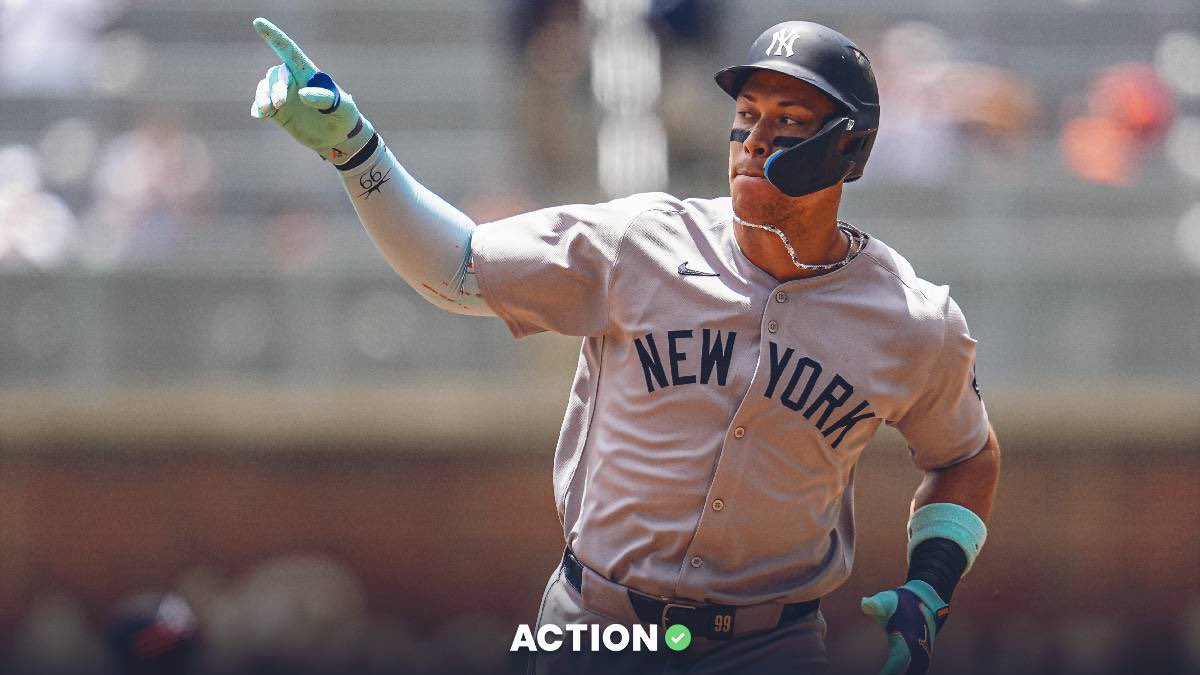 Lnics13_'s tweet photo. Yankees lost to the Blue Jays 4-1 after being 1-0 https://t.co/b4e6Ta47lz