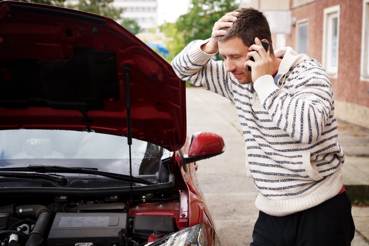 🚗 Votre voiture est-elle bien prête pour les vacances ? 
 
Cet été, si vous partez en vacances avec votre propre véhicule à l'étranger, il est essentiel de vous préparer. 

👉 bit.ly/4m5Olgz

 #assistance #vacances #panneauto