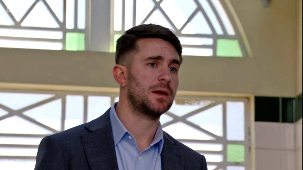 lasagneinmyshoe's tweet image. At least Callum looks sad. The real question now is whether he tells Ben himself or whether someone else does. I hope we get to see it. Ultimately Callum needs to suffer a little after everything he put Ben through after the rape - showing "cheating" was a hard line for him