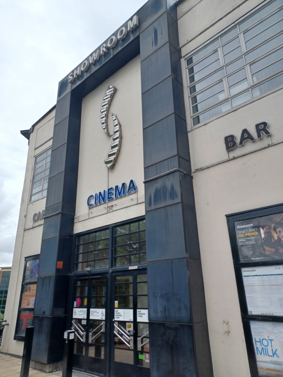 WhitStillman's tweet image. Sheffield's Renowned Showroom Cinema where excitement is building for tonight's #Metropolitan1990
screening. Tomorrow #TheLastDaysofDisco @HOME_mcr @LostReelsUK