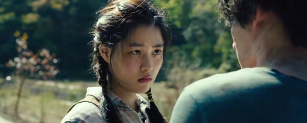 Karthik79956315's tweet photo. The Odd Family:Zombie on Sale(2019)
[ 3.75 / 5 ⭐ ] Korean 🔊

A family finds a harmless zombie and tries to make money from it, but things go wild when more zombies show up. 
Unique zombie movie with mixture of horror and comedy 😂.  Worked well !

#TheOddFamily Netflix https://t.co/k7R3U6n0ah