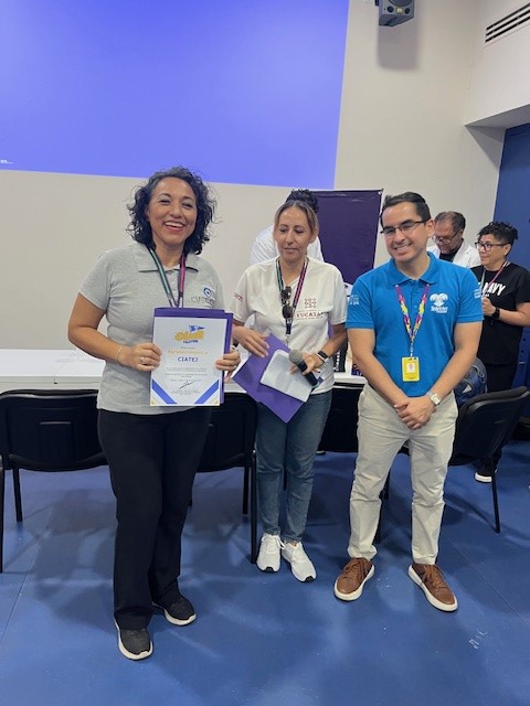 🫧 Ayer, en el marco de #ClubTeletón2025, la subsede Sureste del #CIATEJ llevó la actividad “Haciendo burbujas: el efecto de la tensión superficial” a niñas y niños del <a href="/CRITYucatan/">crityucatan</a>. 

¡Pequeñas burbujas que despertaron una gran curiosidad científica! 🧪💜

#CIATEJSureste