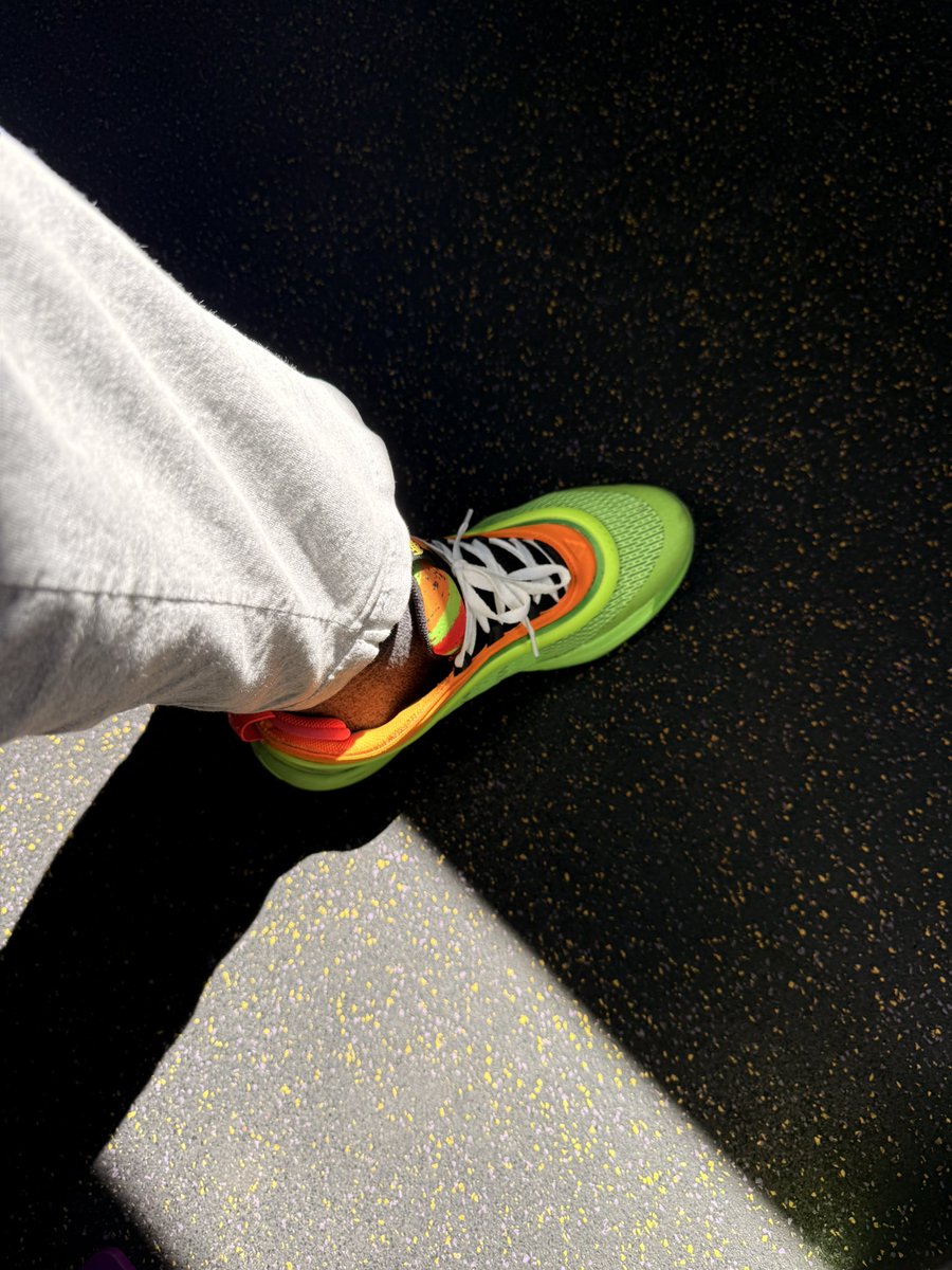 CarlSagansBrush's tweet image. I wear expensive sneakers so I remember to step over the bullshit