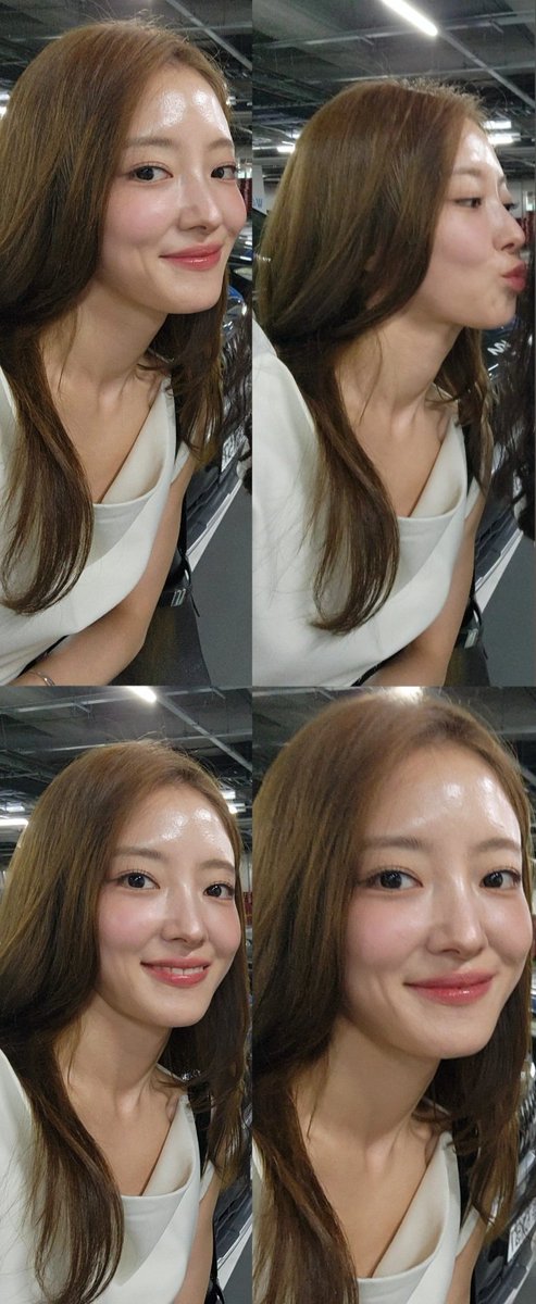 싸인 해줄 수 있냐구 물었더니 당연히 된다구 빨리 달라는 스윗걸🥹 셀카두 찍어줌🥹
작년 달력에 싸인 해줬는데, 작년 달력인 거 보고 어? 하더니 올해 달력 주려고 함🥹 너무 달아서 충치 생길 것 같애요,,