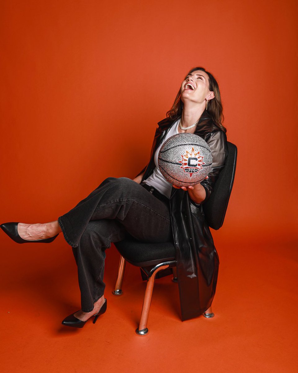 ConnecticutSun's tweet image. Editorial Feature: Haley Peters 🌟
#BringTheHeat | #CTSun | @LuxBondGreen