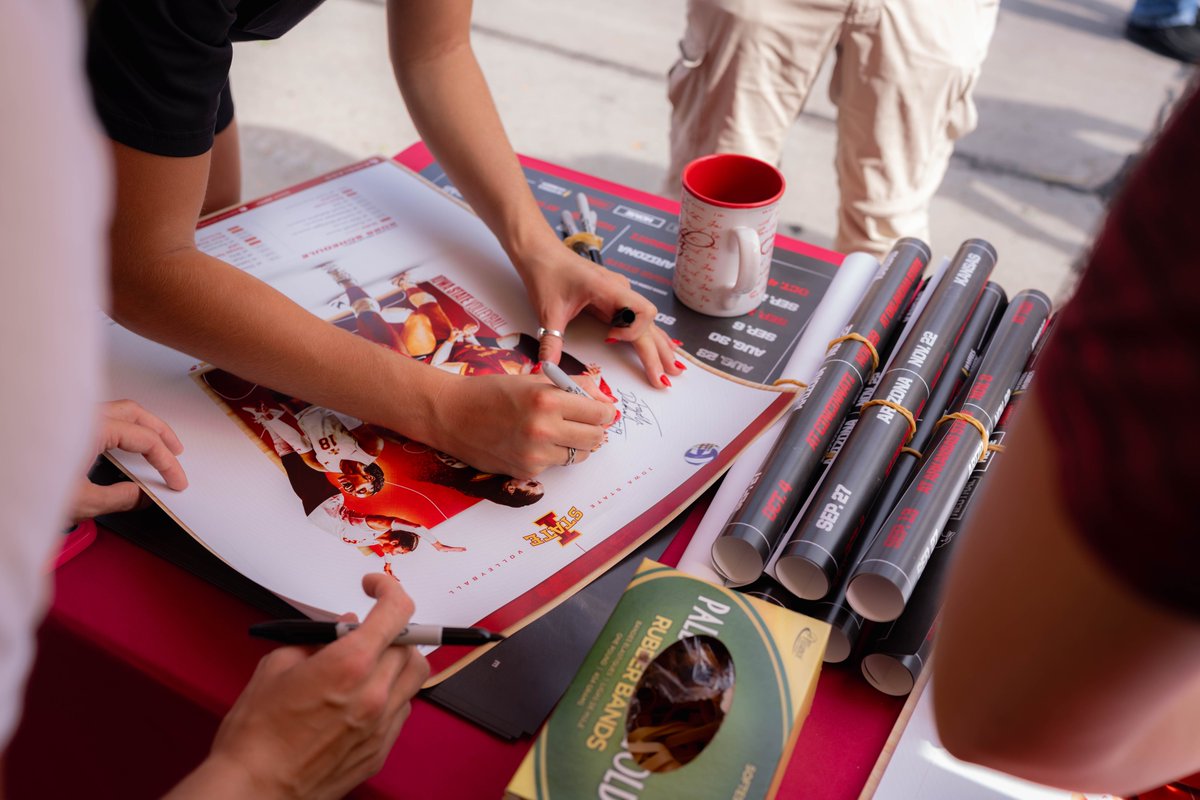 CycloneVB's tweet image. Thanks to all who came out to the Ames Farmers' Market this past weekend!
🌪️🏐🌪️