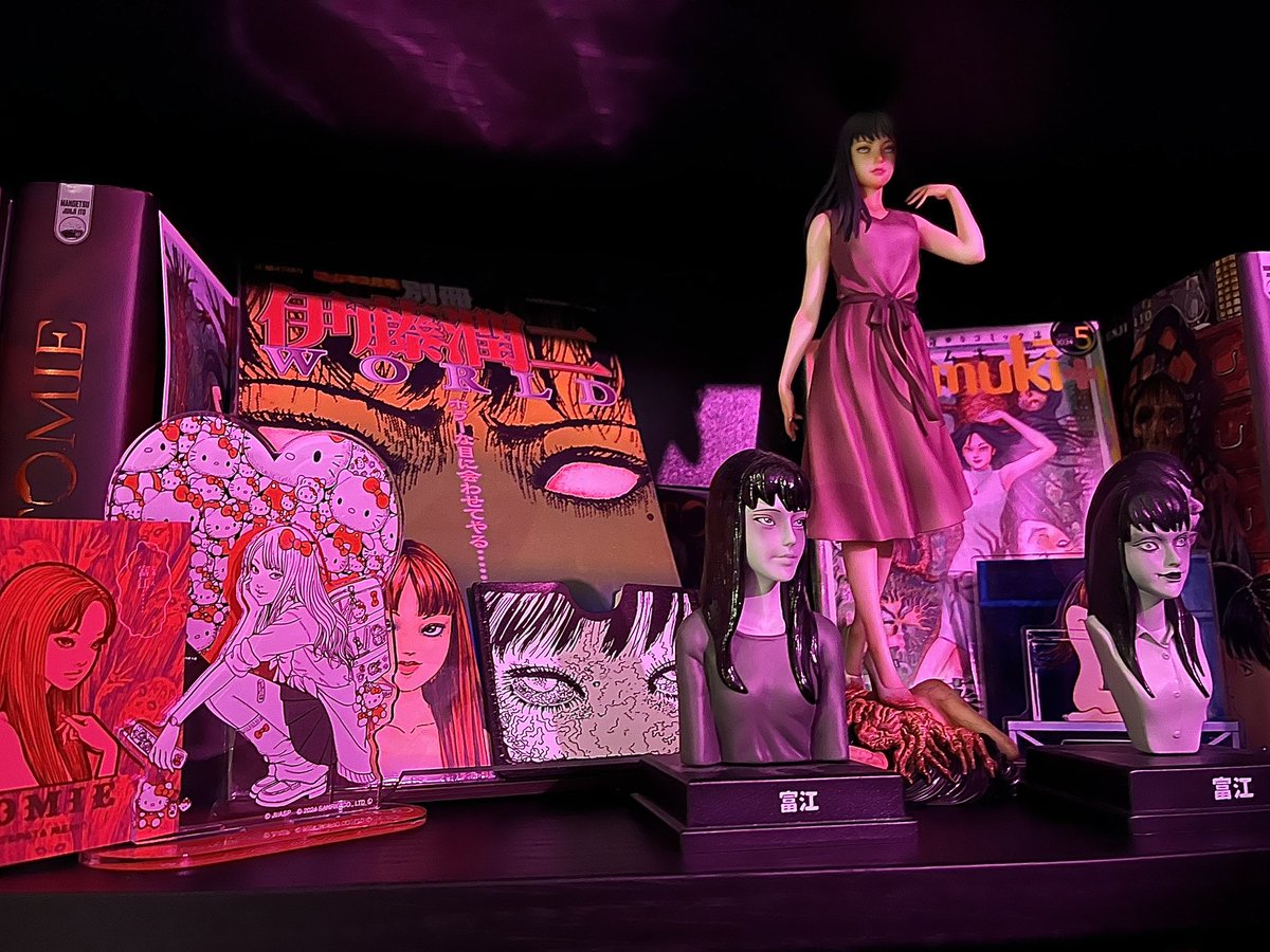 Kathleen_Dwt's tweet image. Magnifique figurine qui s’intègre très bien au reste de la collection 🥰🥹
J’adore ❤️ @junjiitofficial @YOKKI_munchkin_ #tomie #junjiIto