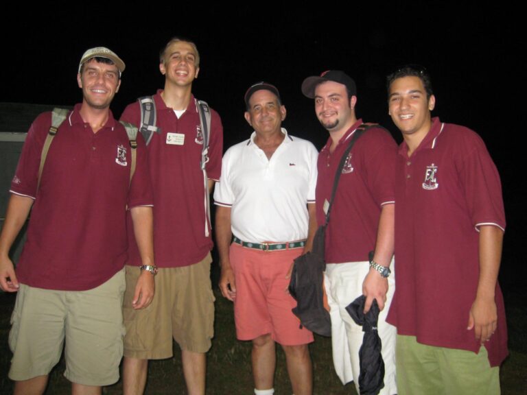 ESPNFrontRow's tweet image. What happens when a temp job leads to a dream job?
Commentators @MikeCouzens, @KevinTFitz, @MikeMonaco_ & @Drewdle25 all spent time calling games for @OfficialCCBL before landing at ESPN
Read how those experiences shaped their careers & lives: bit.ly/4m0pkTU