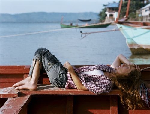 huppertisme's tweet image. Isabelle Huppert knows that sometimes the most productive thing you can do is relax.💖