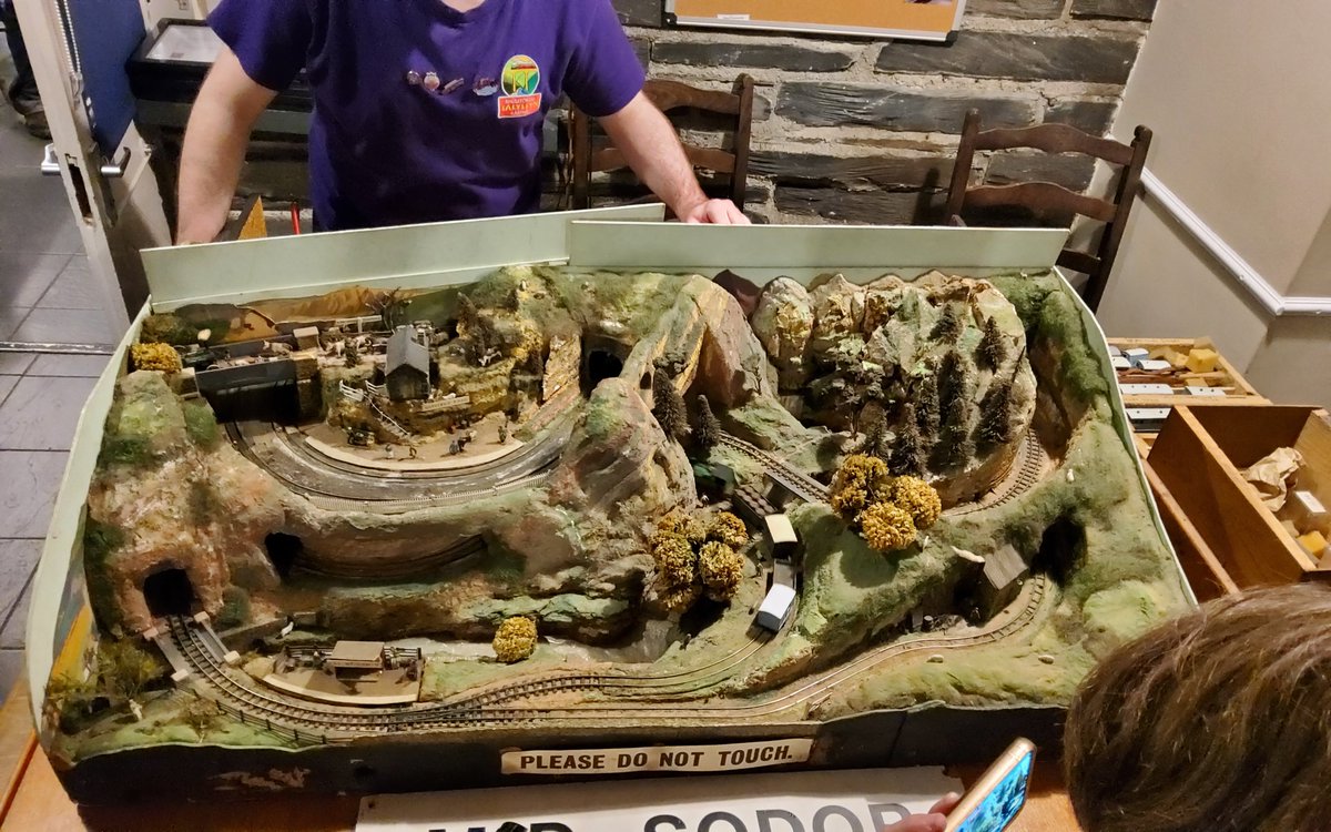 ArmandPartis's tweet photo. about in the future. Enjoyed seeing the showcases and displays, the Ffarquhar Branch is always a pleasure to see and it was nice to see the Mid Sodor Railway for the first time! Certainly imparts inspiration for personal modeling projects, which I hope to present in the future. https://t.co/tc14kqGM6P