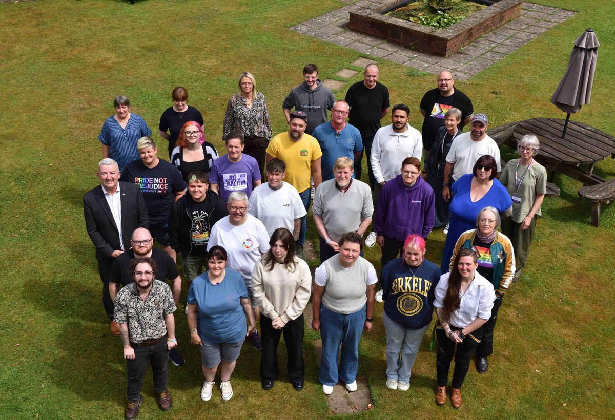 UsdawUnion's tweet image. Over 30 LGBT+ members attended our annual LGBT+ Get-Together last weekend 🏳️🌈🏳️⚧️
The event focussed on supporting trans members in the workplace, action that trade unions are taking to tackle the far right and building solidarity and allyship with LGBT+ workers ✊