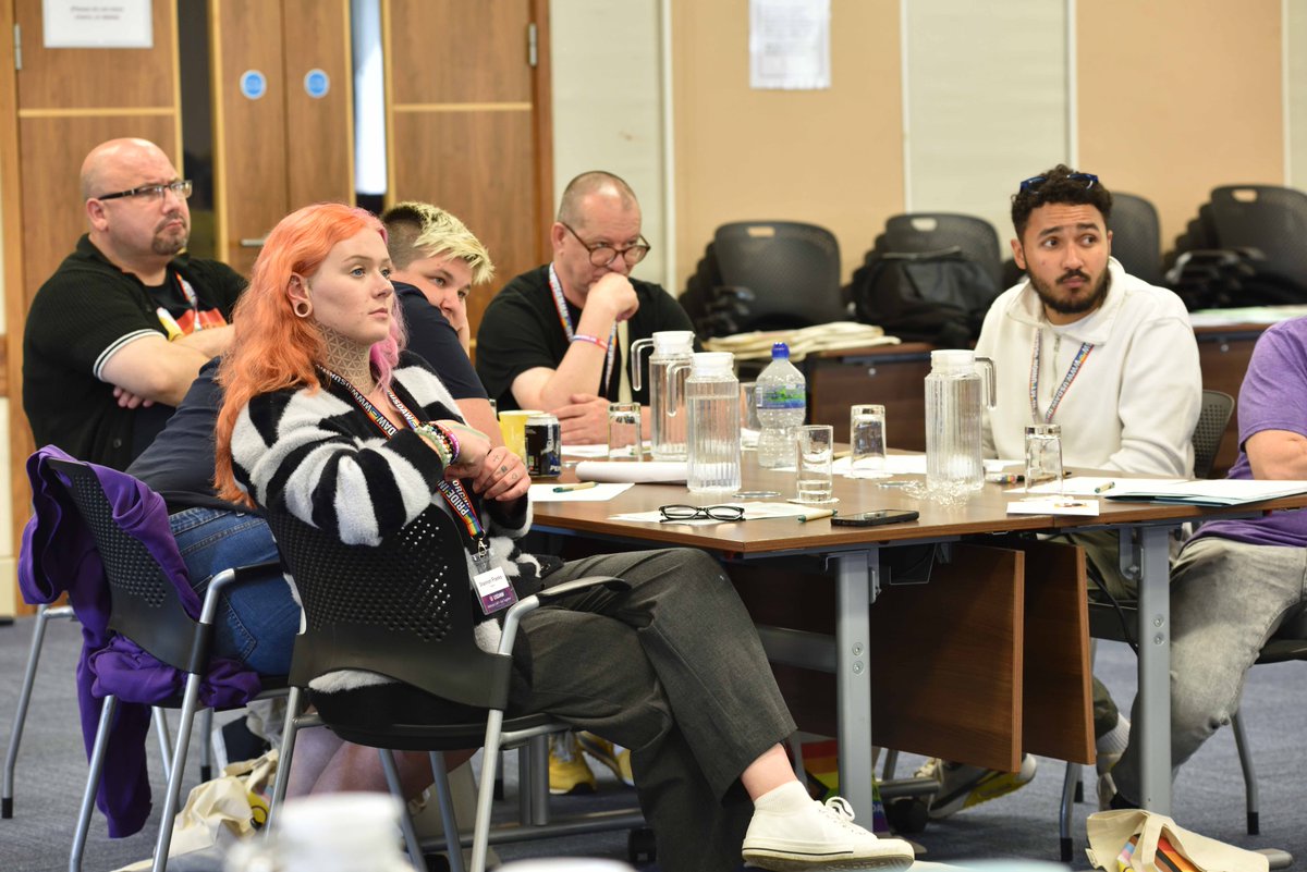 UsdawUnion's tweet image. Over 30 LGBT+ members attended our annual LGBT+ Get-Together last weekend 🏳️🌈🏳️⚧️
The event focussed on supporting trans members in the workplace, action that trade unions are taking to tackle the far right and building solidarity and allyship with LGBT+ workers ✊