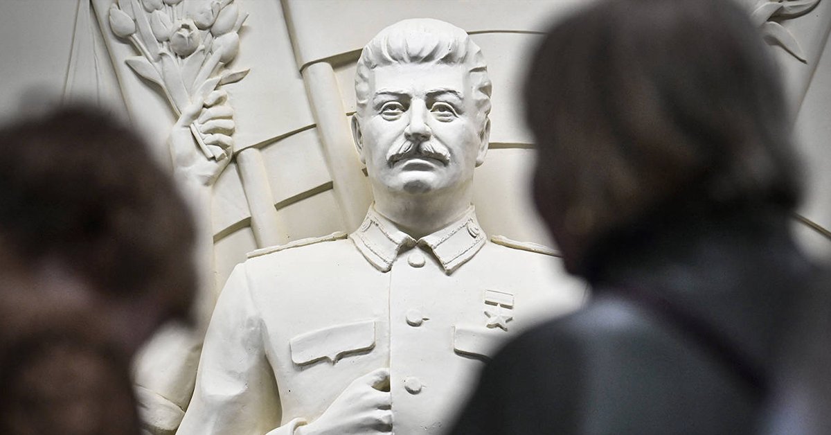 ProSyn's tweet image. As Putin’s regime uses schoolbooks and statues to burnish Stalin’s image in the popular memory, the rehabilitation campaign's insidious effects are becoming increasingly apparent, laments Nina L. Khrushcheva.
"The suppression of dissent regarding the Ukraine war is a notable…