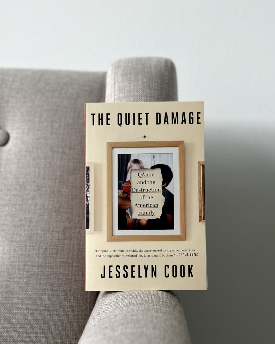CrownPublishing's tweet image. “Excellent...This is the intimate side of the cold civil war America has been stuck in for nearly a decade.”—Michelle Goldberg
THE QUIET DAMAGE by Jesselyn Cook follows the stories of families shattered by QAnon & is out now in paperback.
penguinrandomhouse.com/books/706443/t…