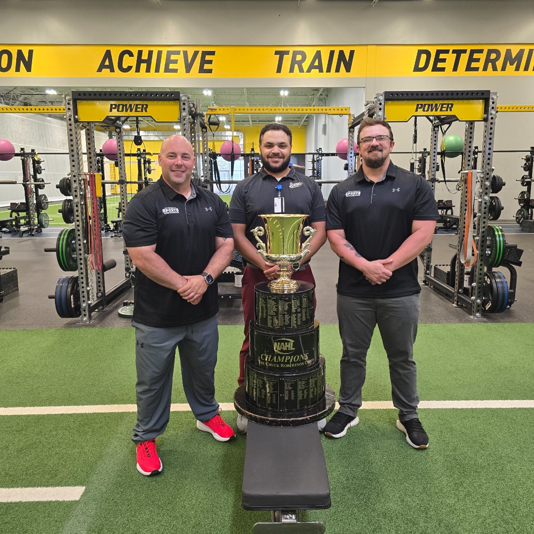 sanford_perform's tweet image. With over a decade in the making, the @BismarckBobcats took home the NAHL Robertson cup for the first time since 2010 this year.
Sanford Sports Performance in Bismarck was happy to play a role in their success! Way to go guys!
#SanfordSports