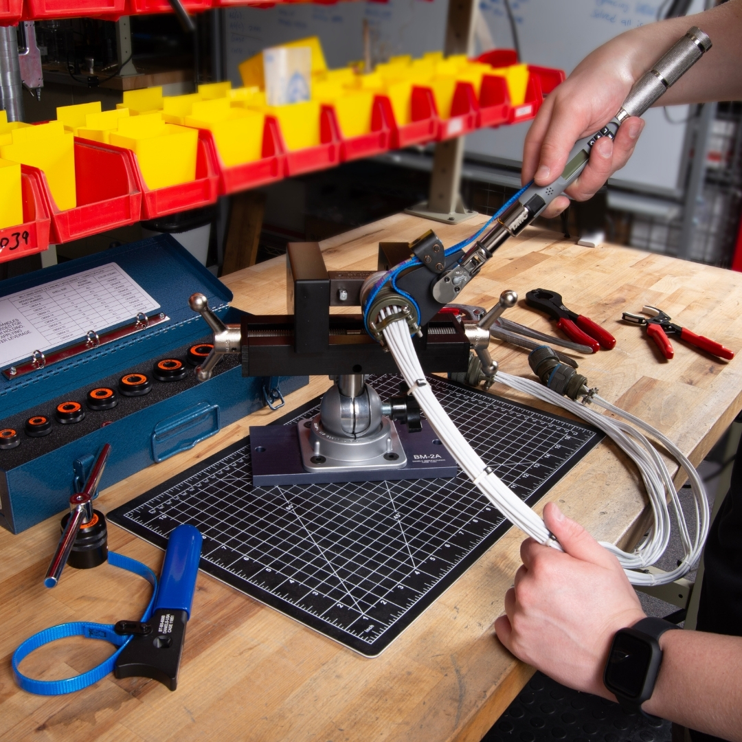 dmctools's tweet image. Precision you can see and hear.
DMC torque wrenches offer a digital display, light indicators, and audible signals to confirm a proper torque every time. Bench-mount reverse options are also available.
Learn More: dmctools.com/products/conne…
#dmctools