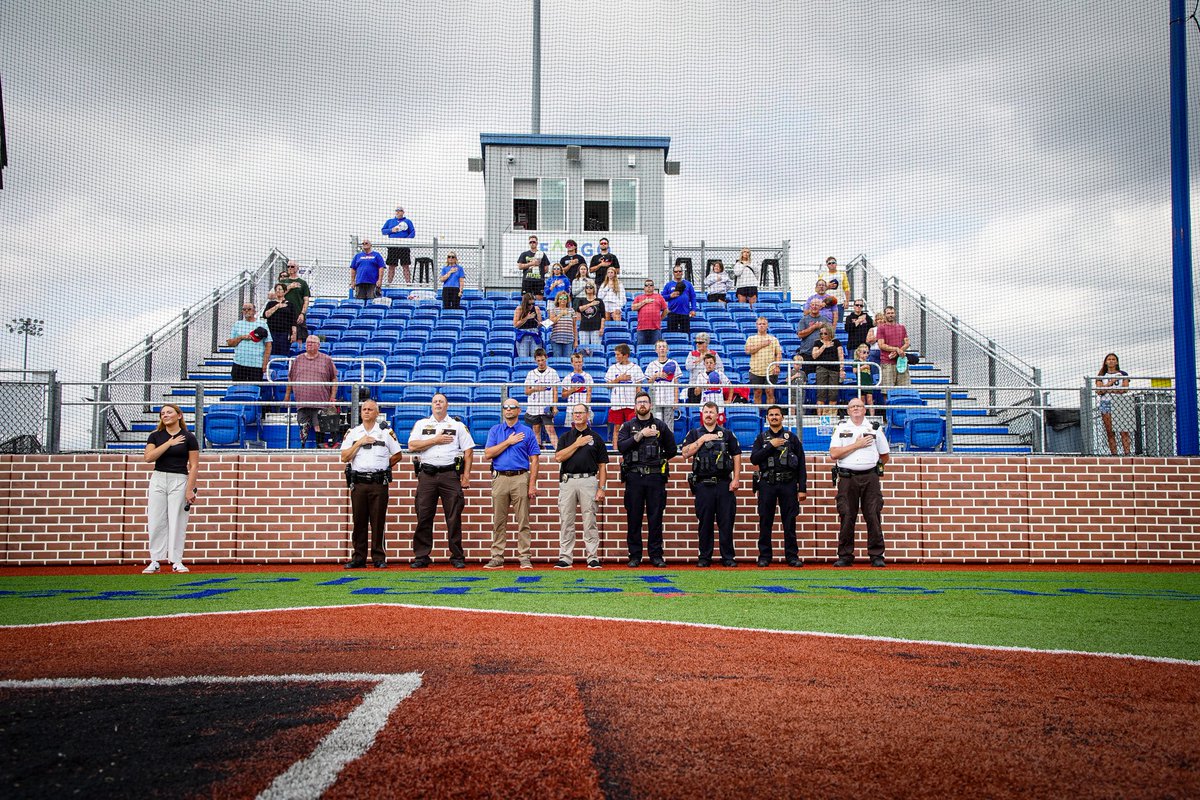 Post400Baseball's tweet image. Thank you to everyone who came out last night to support our annual Back the Blue fundraising game! We already can’t wait for next year’s!
#post400