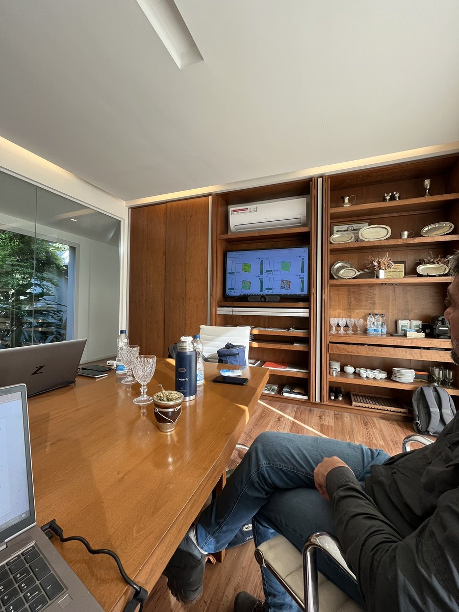 Daniel Perez (@daniel_pperez) on Twitter photo Hoy de vuelta por Tucumán. Siempre es lindo charlar y analizar con <a href="/AgDtucuman/">AGD TUCUMÁN</a> y Estancia el Azul. Desde el año 2007 trabajando con <a href="/agdexperta/">AGD Experta</a>. Háblame de manejo a largo plazo en fertilidad de suelos. 
Un gran ejemplo. Hoy de vuelta por Tucumán. Siempre es lindo charlar y analizar con <a href="/AgDtucuman/">AGD TUCUMÁN</a> y Estancia el Azul. Desde el año 2007 trabajando con <a href="/agdexperta/">AGD Experta</a>. Háblame de manejo a largo plazo en fertilidad de suelos. 
Un gran ejemplo.